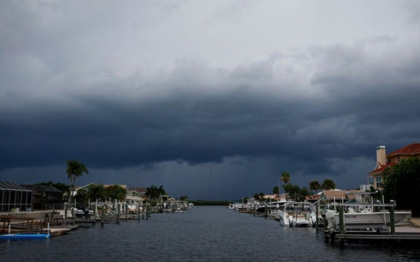 ΗΠΑ: 2 νεκροί σε τροχαία που προκλήθηκαν λόγω του τυφώνα Ιντάλια (βίντεο)