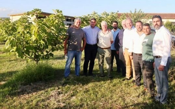 Tο «παρών» σε εκδήλωση αγροτών και κτηνοτρόφων στον Λαγκαδά, έδωσε ο Λευτέρης Αυγενάκης