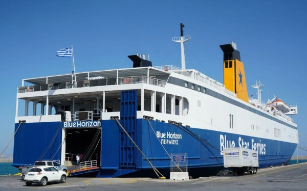 Ανατροπή δεδομένων στον θάνατο του άνδρα στον Πειραιά: Βίντεο δείχνει να τον σπρώχνουν μέλη του πληρώματος (βίντεο)