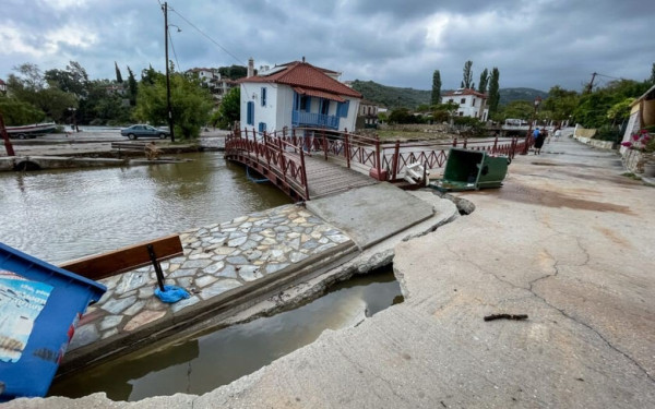 Κακοκαιρία Daniel: «Σαν σεισμός 8,5 Ρίχτερ» 