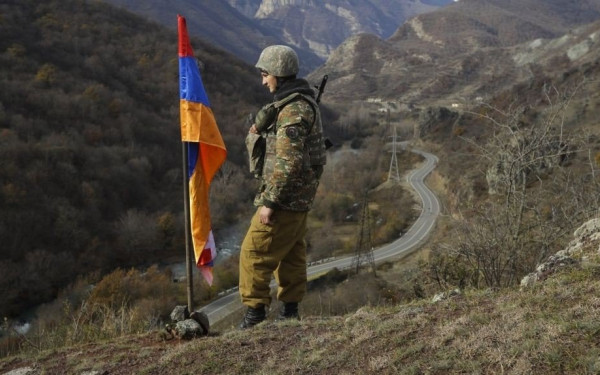 Το Αζερμπαϊτζάν κατέλαβε πάνω από 60 θέσεις Αρμενίων στο Ναγκόρνο Καραμπάχ - Ταραχές στο Γερεβάν (βίντεο)