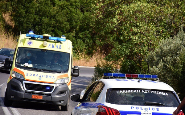 Κοζάνη: Τροχαίο με δύο τραυματίες Κοζάνη: Τροχαίο με δύο τραυματίες