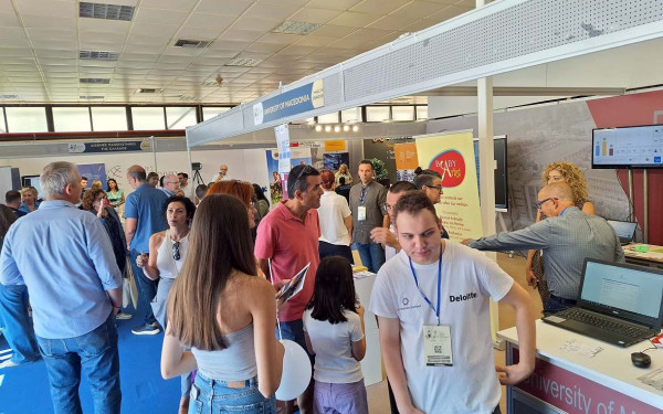 Δυναμική συμμετοχή του Πανεπιστημίου Μακεδονίας στην 87η ΔΕΘ (φωτ.)