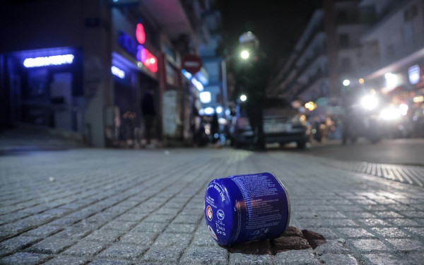 Επίθεση με γκαζάκια σε κολλέγιο στην Αθήνα