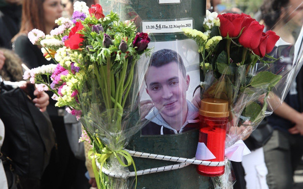 Τροχαίο στην Βουλή: Ενοχή του αστυνομικού για αμέλεια που οδήγησε στον θάνατο του Ιάσονα ζήτησε ο εισαγγελέας