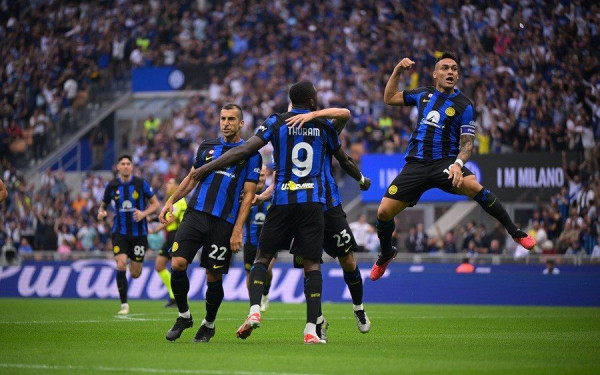 Ιταλία: Πάρτι της Ίντερ στο ντέρμπι του Μιλάνου (βίντεο)