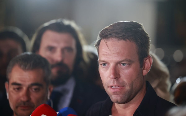 Κασσελάκης: «Δεν θέλω να παραιτηθεί κανείς για να μπω εγώ στη Βουλή» (βίντεο)