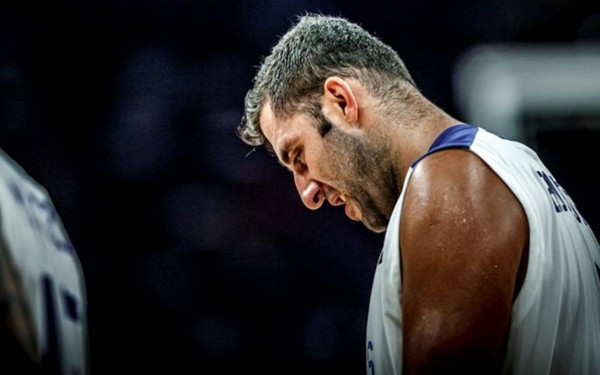 Γιάννης Μπουρούσης: Ο μπασκετμπολίστας συμμετείχε στις διασώσεις με τη Ζ-ΜΑΚ στην Καρδίτσα (βίντεο)