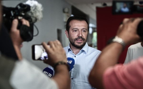 Ν. Παππάς: 40 δισ. ευρώ ζημιά από την αποεπένδυση του Ταμείου Χρηματοπιστωτικής Σταθερότητας από τις τράπεζες