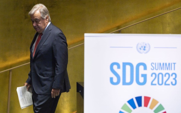 ΟΗΕ: Η ανθρωπότητα ή θα βάλει άμεσα μυαλό ή θα κινδυνεύσει άμεσα