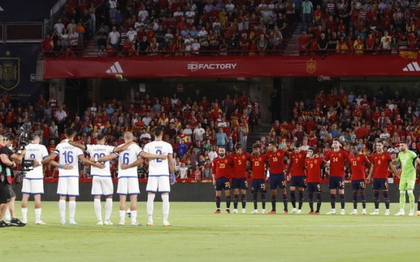 Κύπρος: «Γίναμε ξανά ρεζίλι» (βίντεο)