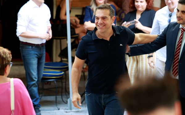 Τηλεφώνημα Τσίπρα στον Στέφανο Κασσελάκη και την Έφη Αχτσιόγλου