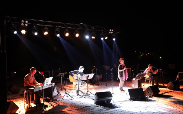  Ωραιόκαστρο: Με μηνύματα συμπαράστασης προς τους πλημμυροπαθείς η συναυλία Βελεσιώτου - Λυμπερόπουλου