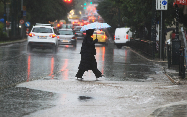 Νέο κύμα κακοκαιρίας: Πού θα πέσει πολύ νερό - Ποιος είναι ο κίνδυνος για τη Θεσσαλία