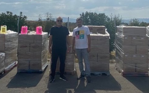 «Δημοκρατική Ενότητα» Θέρμης: Αντί για εκλογικό κέντρο έστειλε βοήθεια στους πλημμυροπαθείς (βίντεο, φωτ.)