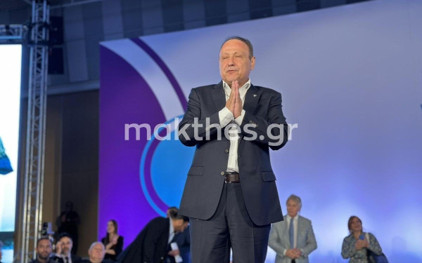 Υποψήφιοι των Πέγκα και Τσαβλή στηρίζουν Αγγελούδη