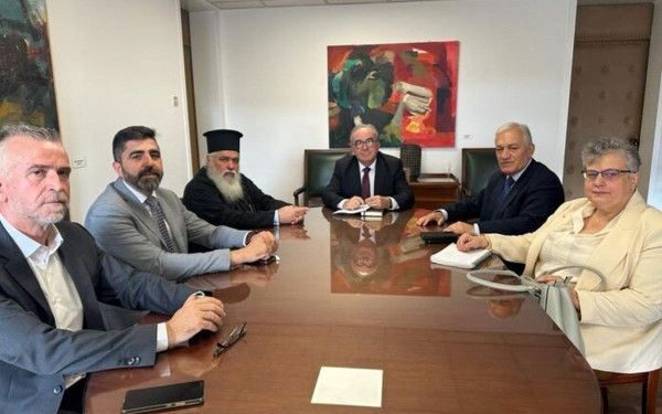 Συνάντηση Κυρίζογλου - Παπαθανάση για το κολυμβητικό συγκρότημα στο πρώην στρατόπεδο Μ. Αλέξανδρος