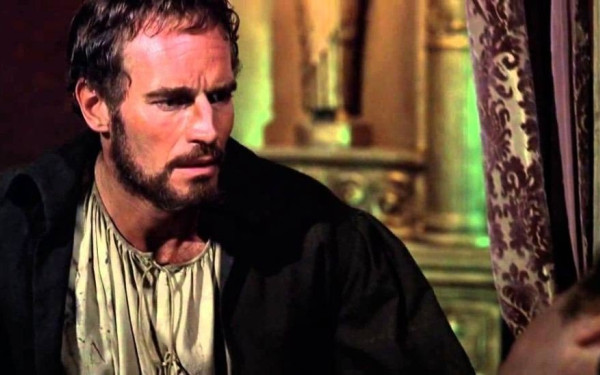 Τσάρλτον Ίστον: 100 χρόνια από τη γέννηση του αντιφατικού θρύλου του κινηματογράφου (βίντεο & φωτ.)