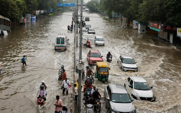 Ινδία: Πλημμύρες στην πολιτεία Σικίμ - Τουλάχιστον 23 στρατιωτικοί αγνοούνται
