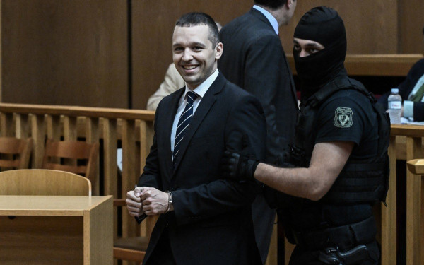 Ο Ηλίας Κασιδιάρης κατέθεσε αίτημα αποφυλάκισης - Διαβιβάστηκε στην εισαγγελία Λαμίας