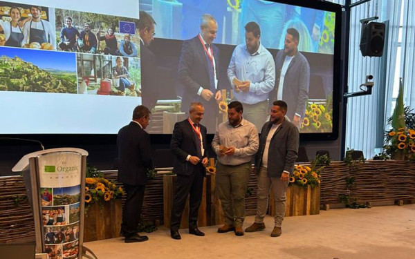 Αγρότης από την Καστοριά ο καλύτερος βιοκαλλιεργητής της Ευρώπης