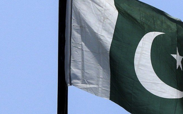 Πακιστάν: Θα απαντήσει στα μέτρα που ανακοίνωσε η Ινδία μετά την πολύνεκρη επίθεση στο ινδικό Κασμίρ