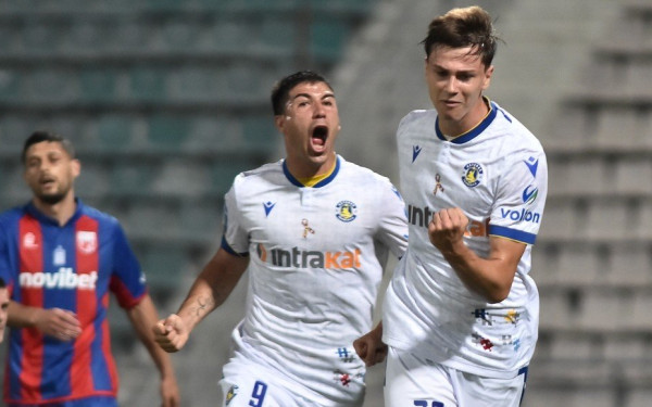 Super League: Διπλό του Αστέρα Τρίπολης στο Βόλο (βίντεο)