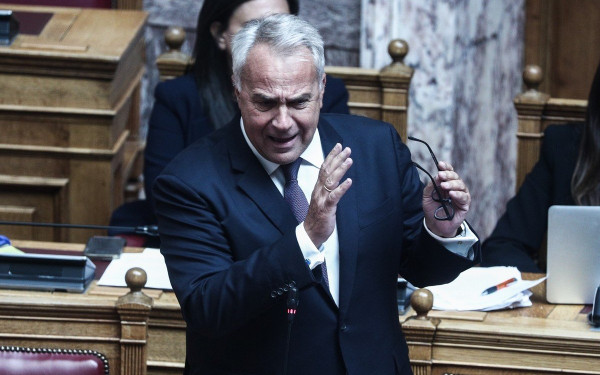 Μ. Βορίδης: «Ο κ. Τραμπ να έλθει στην Ελλάδα να διδαχθεί τι κάνουμε για την αντιμετώπιση της παράνομης μετανάστευσης» (βίντεο)