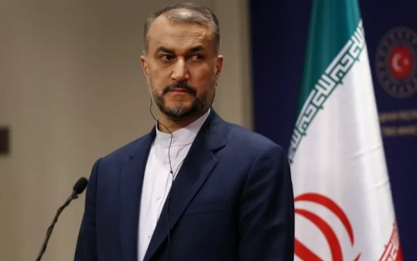 Ιρανός ΥΠΕΞ: Ο χρόνος πιέζει για την εξεύρεση πολιτικών λύσεων στη Μέση Ανατολή