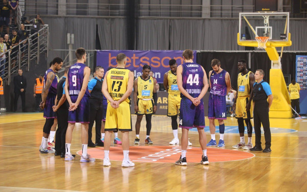 Όταν το Παλέ σίγησε για τον Γιάννη Ιωαννίδη (βίντεο)