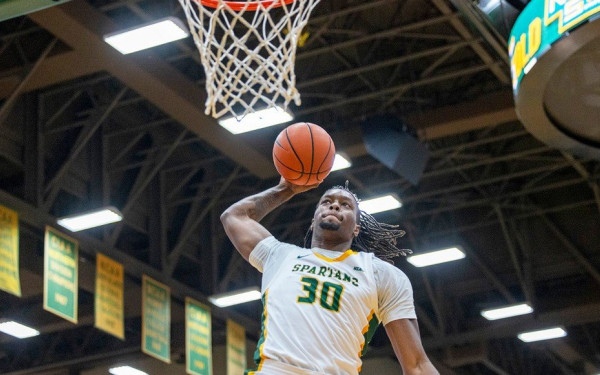 Μπάσκετ: Τελειώνει του Μπάνκστον στον Άρη (βίντεο)