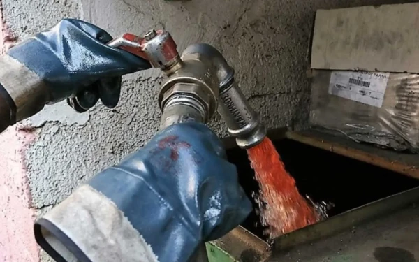 Πλαφόν σε καύσιμα, τρόφιμα: Πρώτη γραμμή άμυνας στην ακρίβεια, με αμφίβολα αποτελέσματα – Τι σημαίνει πρακτικά το μέτρο (βίντεο)