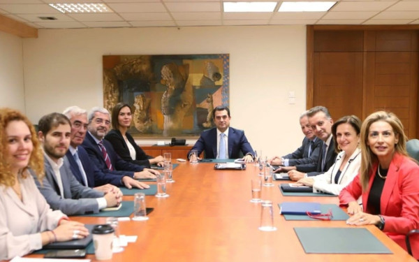 Σκρέκας προς ΣΕΒΤ: Στηρίξτε τη «Μόνιμη μείωση τιμής» σε σημαντικά καταναλωτικά προϊόντα