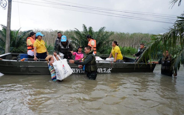 Μαλαισία - Ταϊλάνδη: Τουλάχιστον 12 νεκροί από τις χειρότερες πλημμύρες εδώ και δεκαετίες