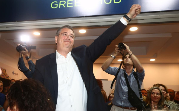 Απ. Τζιτζικώστας: «θα συνεχίσω να είμαι περιφερειάρχης όλων των Μακεδόνων - Το εκλογικό αποτέλεσμα είναι εντολή υψηλής ευθύνης»  Απ. Τζιτζικώστας: «θα συνεχίσω να είμαι περιφερειάρχης όλων των Μακεδόνων - Το εκλογικό αποτέλεσμα είναι εντολή υψηλής ευθύνης»