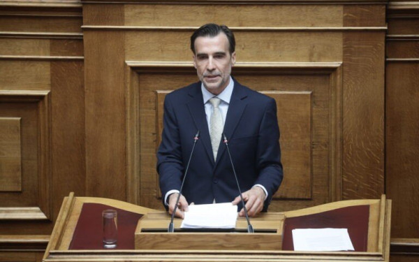 Πλεύση Ελευθερίας: Δεν παραδίδει την βουλευτική του έδρα ο Μιχάλης Χουρδάκης