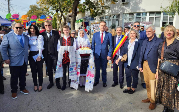 Κιλκίς: Αδελφοποίηση του δήμου Παιονίας με την κοινότητα Izvoarele της Ρουμανίας (φωτ.)