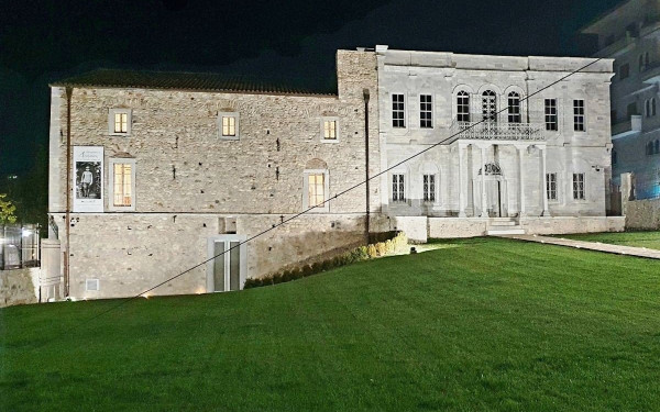 Η Δράμα αποκτά το πιο σύγχρονο μουσείο φωτογραφίας στην Ελλάδα - Δείτε το «Μαρμάρινο Σπίτι» Η Δράμα αποκτά το πιο σύγχρονο μουσείο φωτογραφίας στην Ελλάδα - Δείτε το «Μαρμάρινο Σπίτι»
