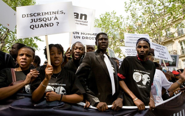 Το να είσαι μαύρος στην ΕΕ σημαίνει ρατσισμό και διακρίσεις