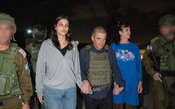 Στο Ισραήλ επέστρεψαν οι δύο Αμερικάνες όμηροι της Χαμάς - «Θα πολεμήσουμε μέχρι τη νίκη» λέει ο Νετανιάχου (βίντεο)