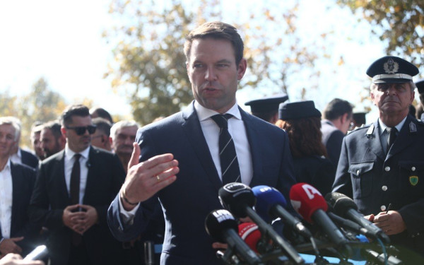 Ο Στ. Κασσελάκης θα συναντηθεί με την Γ. Αδειλίνη στον Άρειο Πάγο	