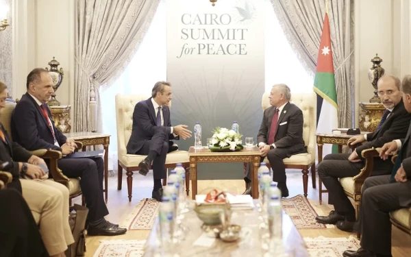 Συνάντηση Κυριάκου Μητσοτάκη με τον βασιλιά της Ιορδανίας Αμπντάλα