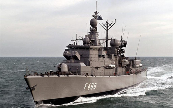 Στο λιμάνι της Θεσσαλονίκης η φρεγάτα Νικηφόρος Φωκάς