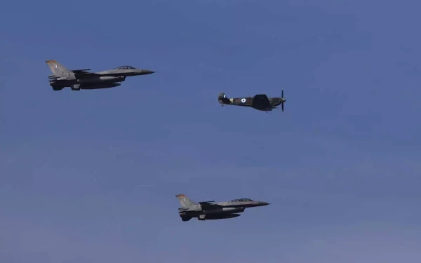 Φωτογραφίες: Αυτά είναι τα μαχητικά που «έσκισαν» τον ουρανό της Θεσσαλονίκης 