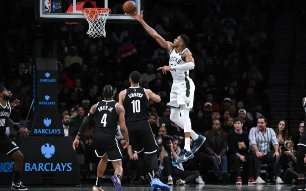 ΝΒΑ: Ο Αντετοκούνμπο επέβαλε τον νόμο του στο Μπρούκλιν (βίντεο)