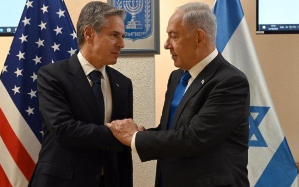 Στο Ισραήλ ο Μπλίνκεν: «Έχετε το δικαίωμα και την υποχρέωση να αμυνθείτε, ο τρόπος που το κάνετε έχει σημασία»