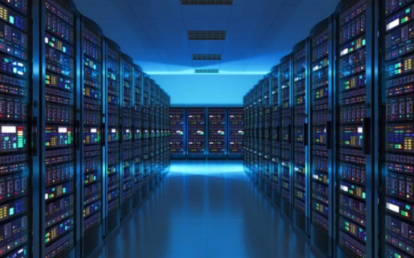 Ιταλία: Αστυνομικός της εισαγγελίας κατά της μαφίας αγόραζε σπίτια με χρήματα 300 διάσημων πίσω από την «πλάτη» τους