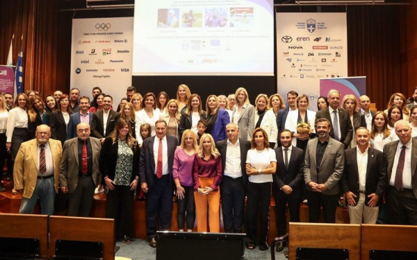 Η ΕΟΕ τίμησε αθλητές και αθλήτριες που έχουν εξασφαλίσει την πρόκρισή τους στους Ολυμπιακούς Αγώνες του Παρισιού