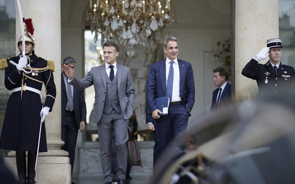 Συνάντηση Μακρόν - Μητσοτάκη για την ανθρωπιστική βοήθεια στη Γάζα