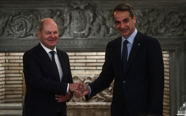 Μητσοτάκης - Σολτς θα συναντηθούν στην Καγκελαρία 